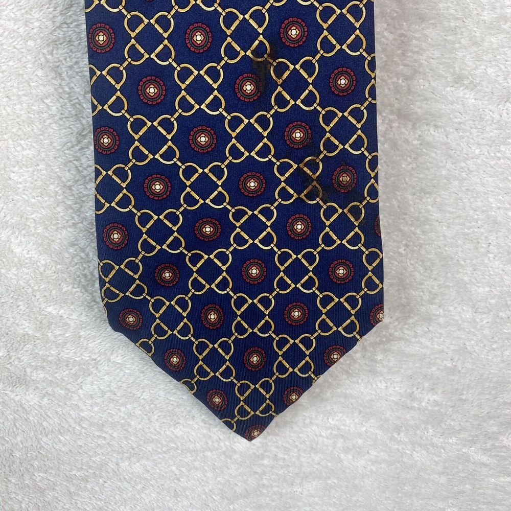Tommy Hilfiger Men's Tie 100% Italian Silk Made In US‎ Red Navy Gold Pattern